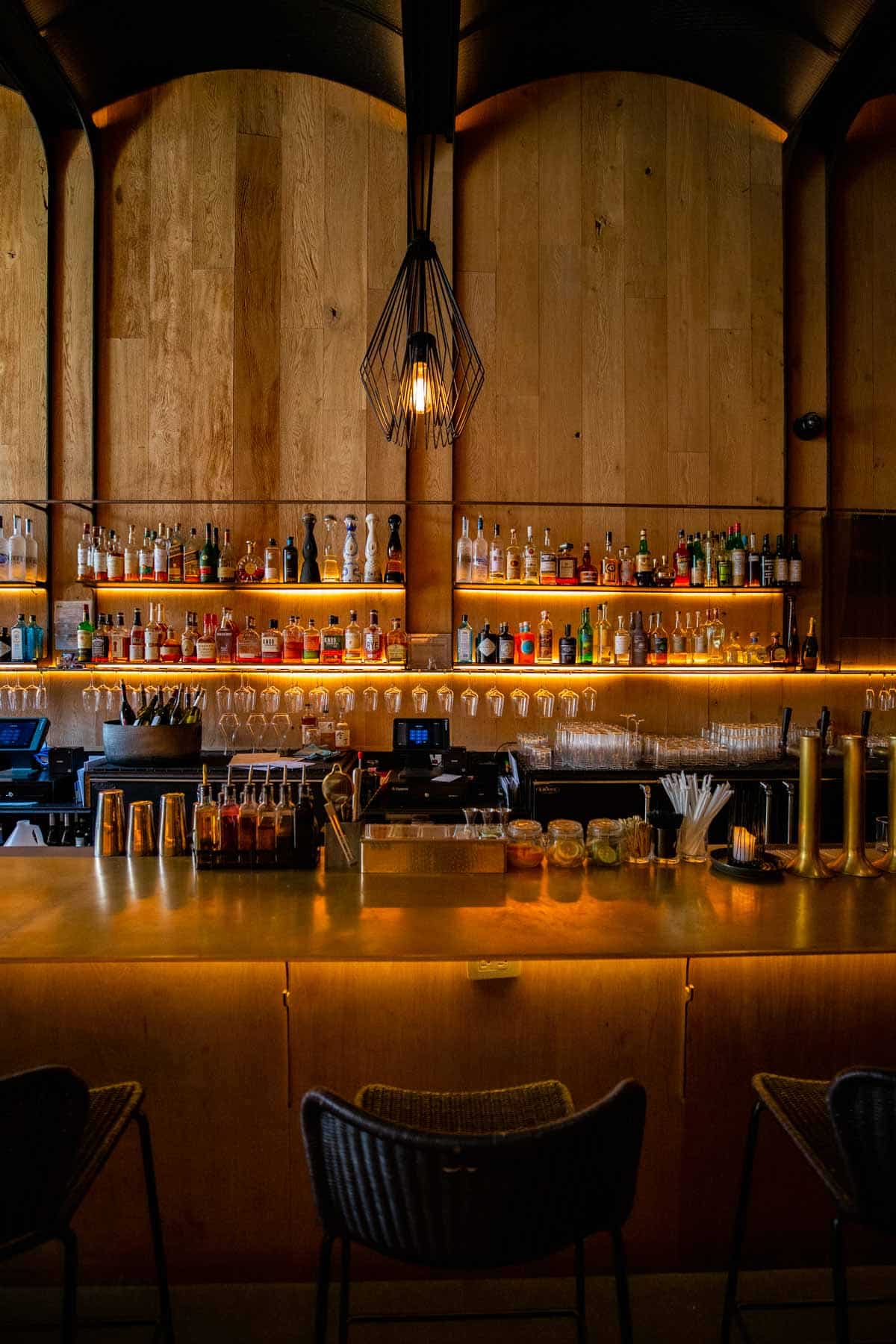 15 BEST NYC Restaurants Open Christmas Day (Local’s Guide)