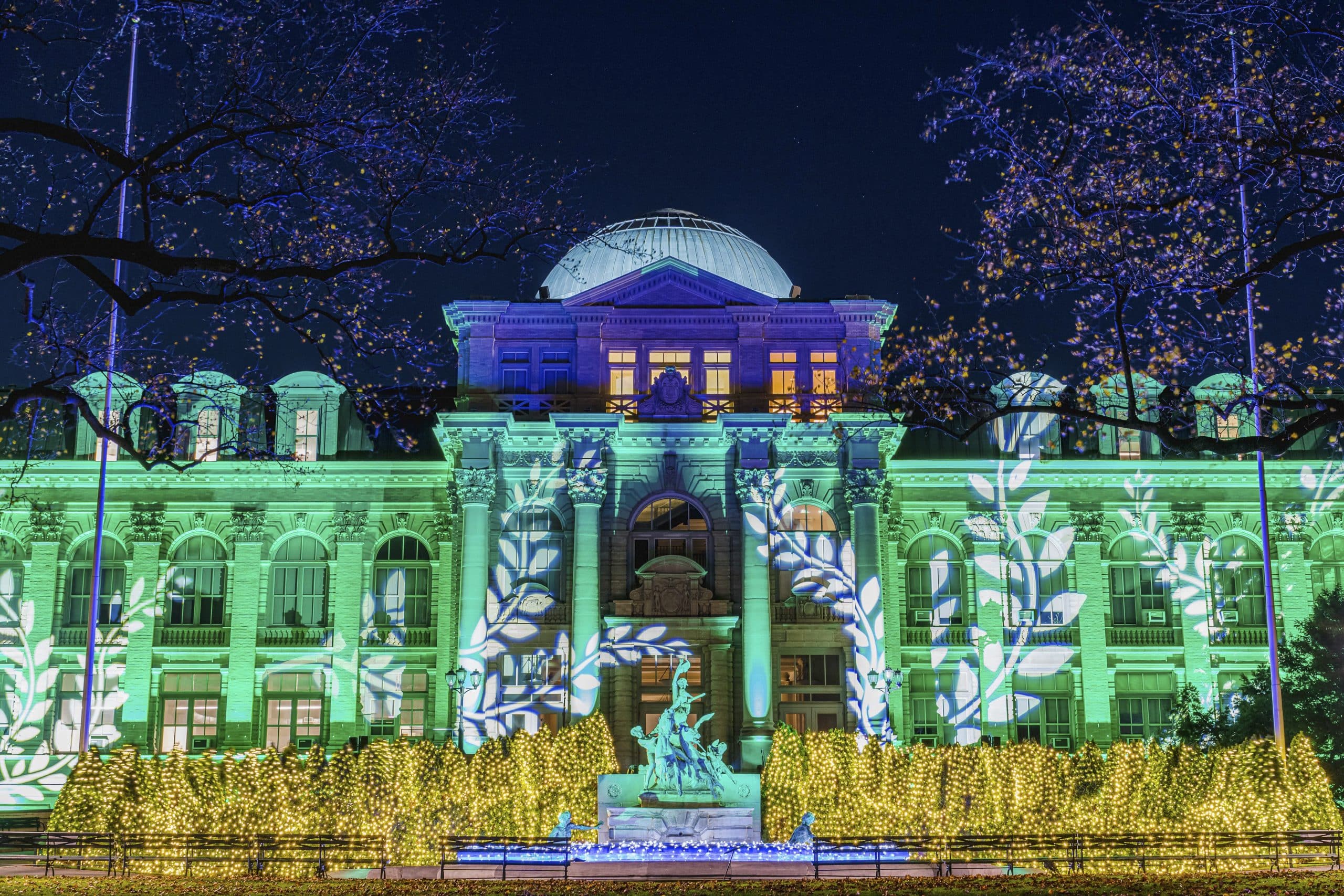 NYBG Glow Christmas lights NYC, Best Christmas decorations NYC