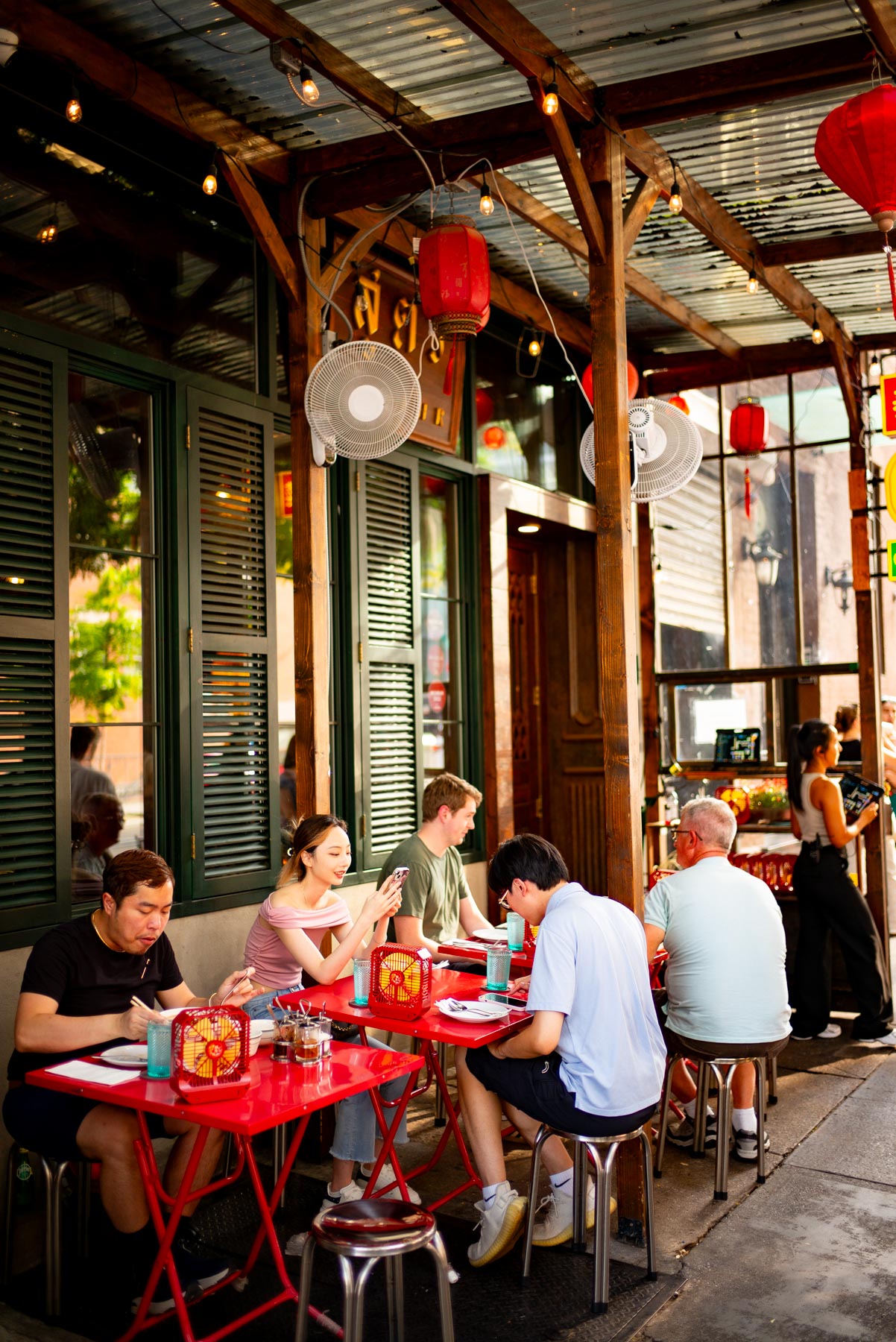 15+ MEMORABLE East Village Restaurants (NYC Foodie Guide)