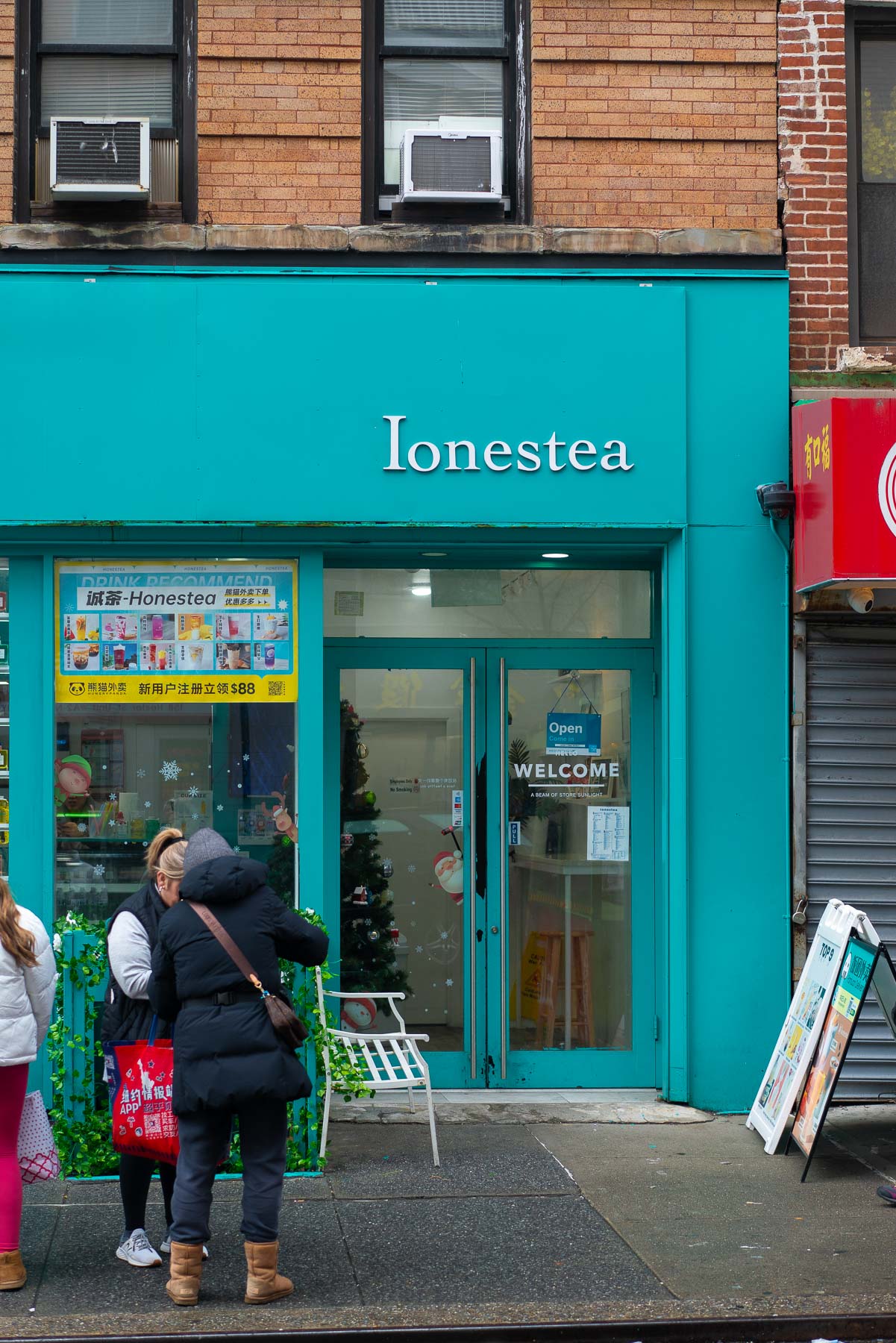 Ionestea in Chinatown, milk tea nyc
