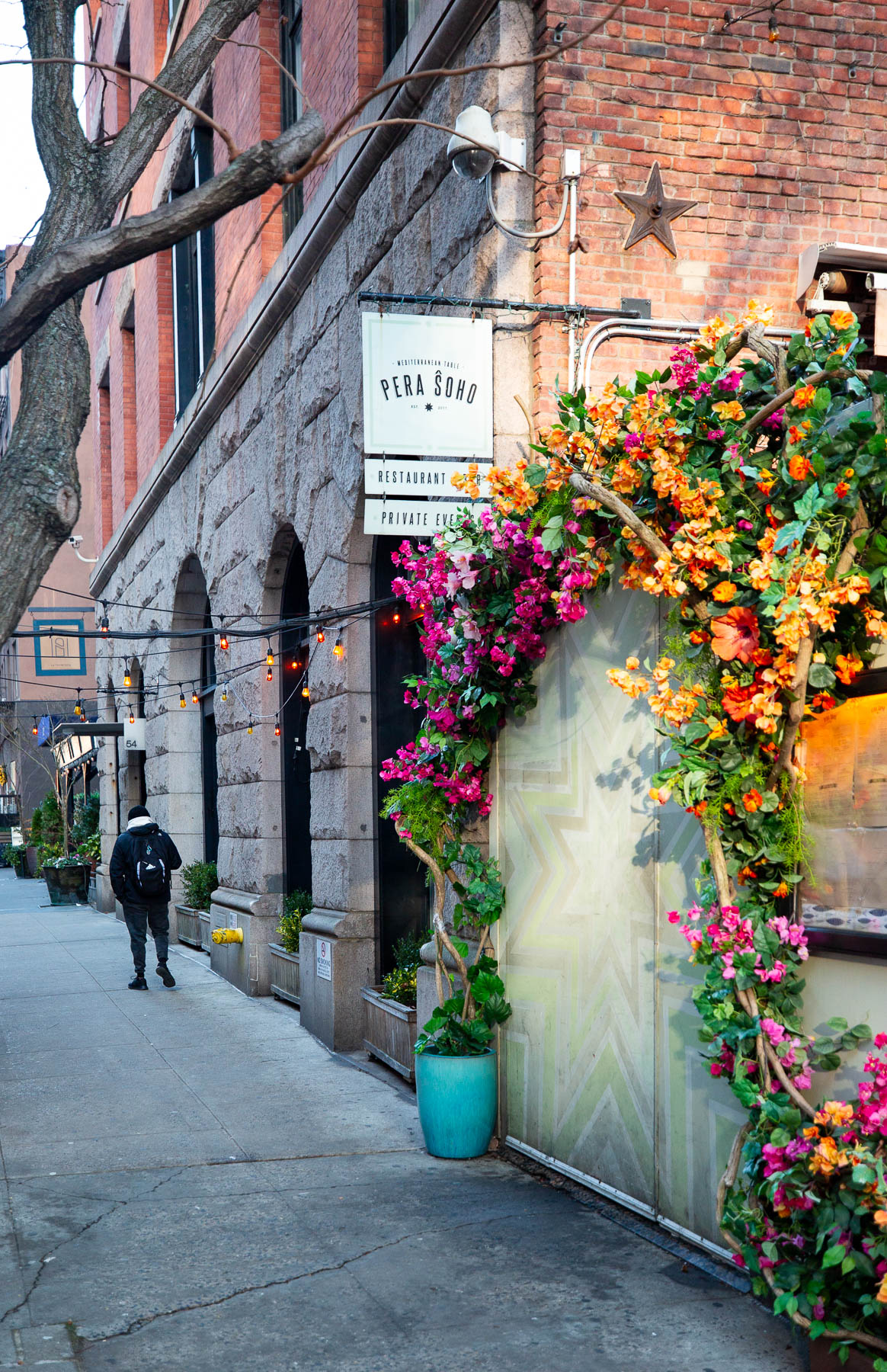 Pera SoHo exterior flower display